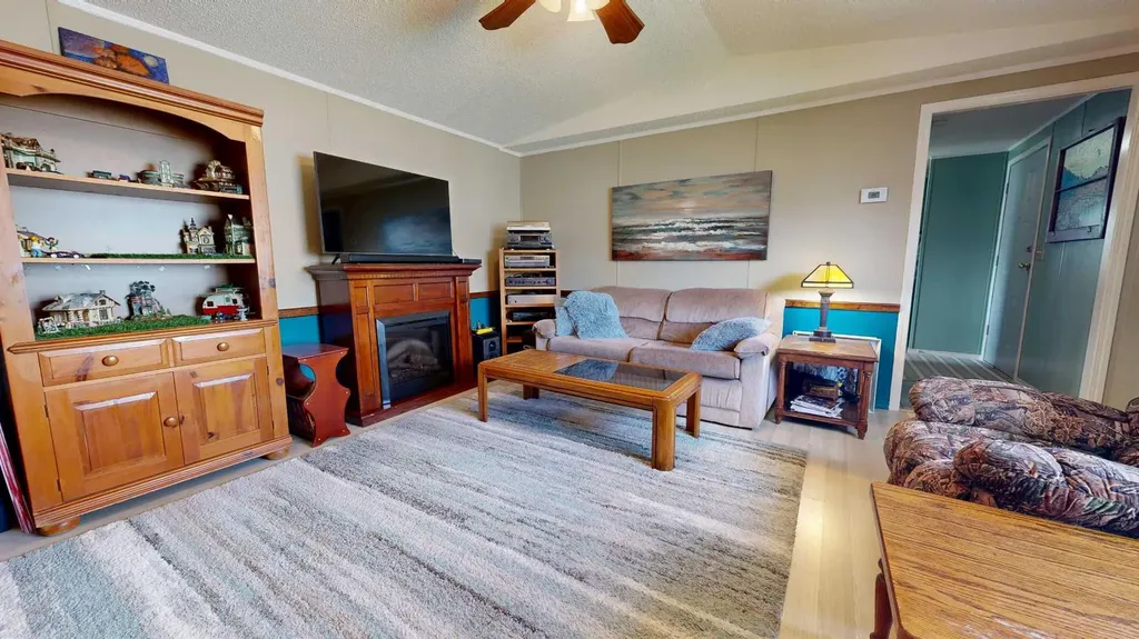 12201 98 Street Grande Prairie AB T8V 7M7
