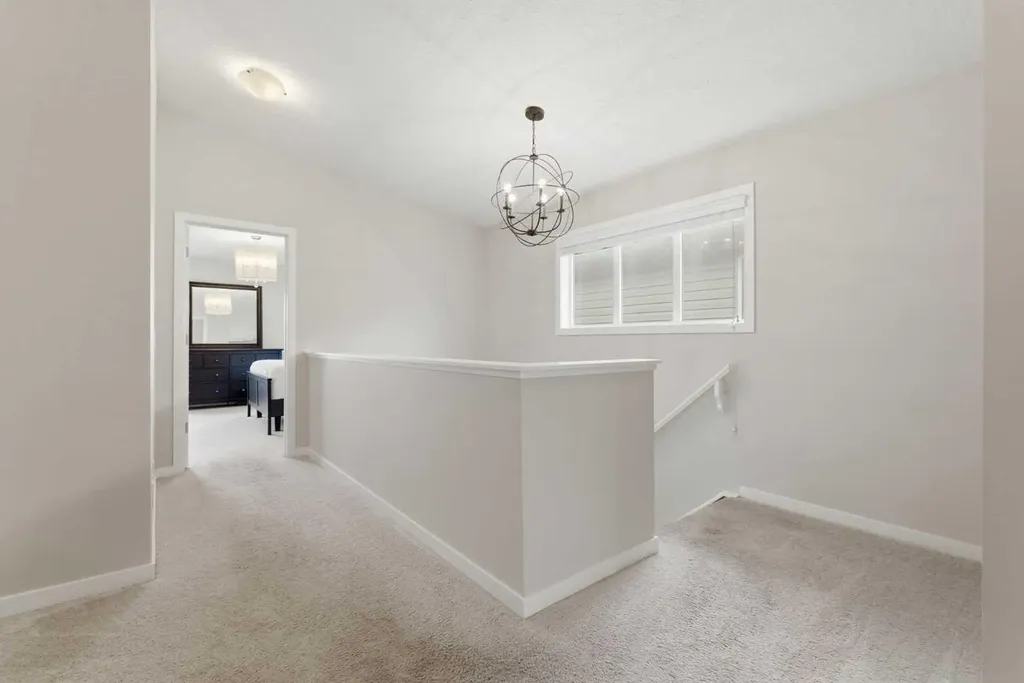 52 Walden Green SE Calgary AB T2X 0Z4
