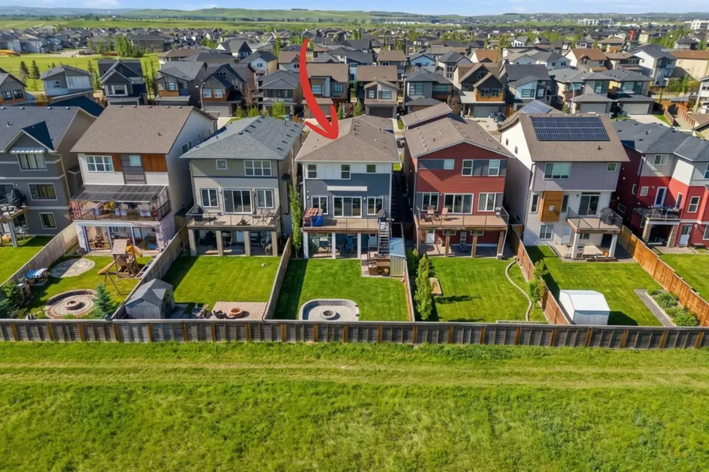 52 Walden Green SE Calgary AB T2X 0Z4
