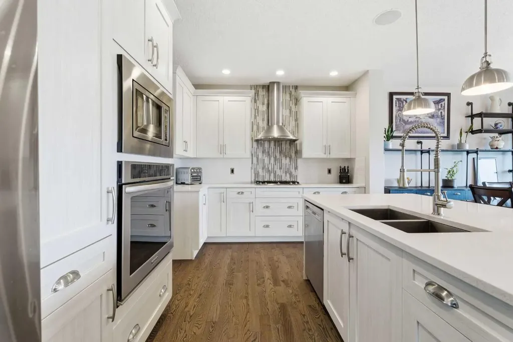 52 Walden Green SE Calgary AB T2X 0Z4