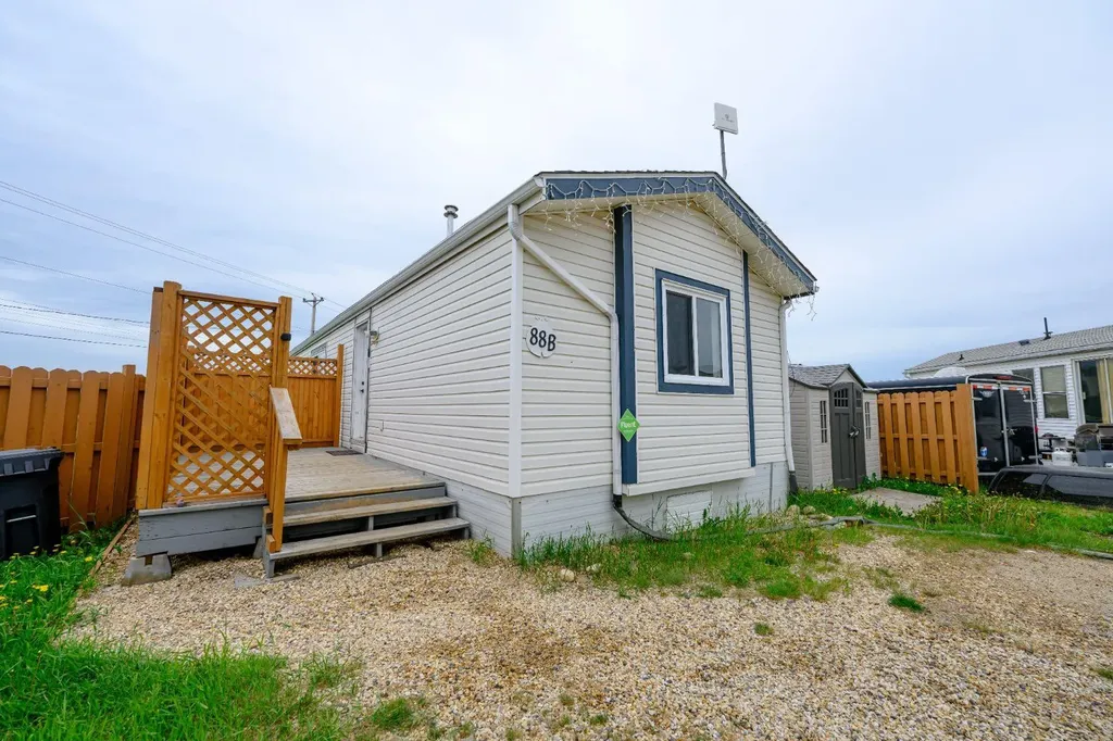 55011 714 Township Grande Prairie AB T8X 4A9