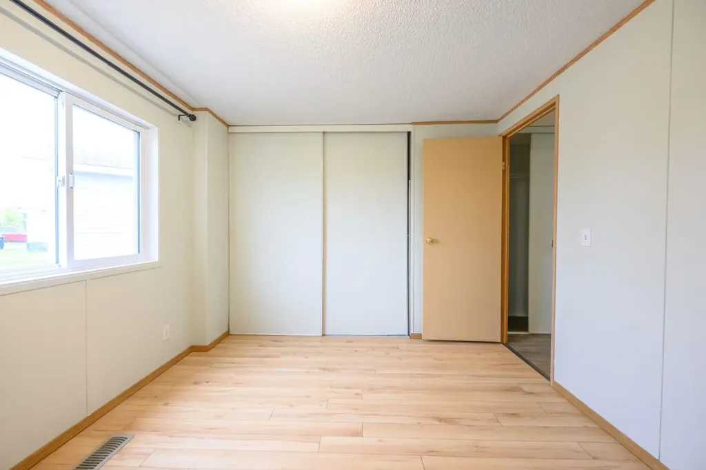 55011 714 Township Grande Prairie AB T8X 4A9