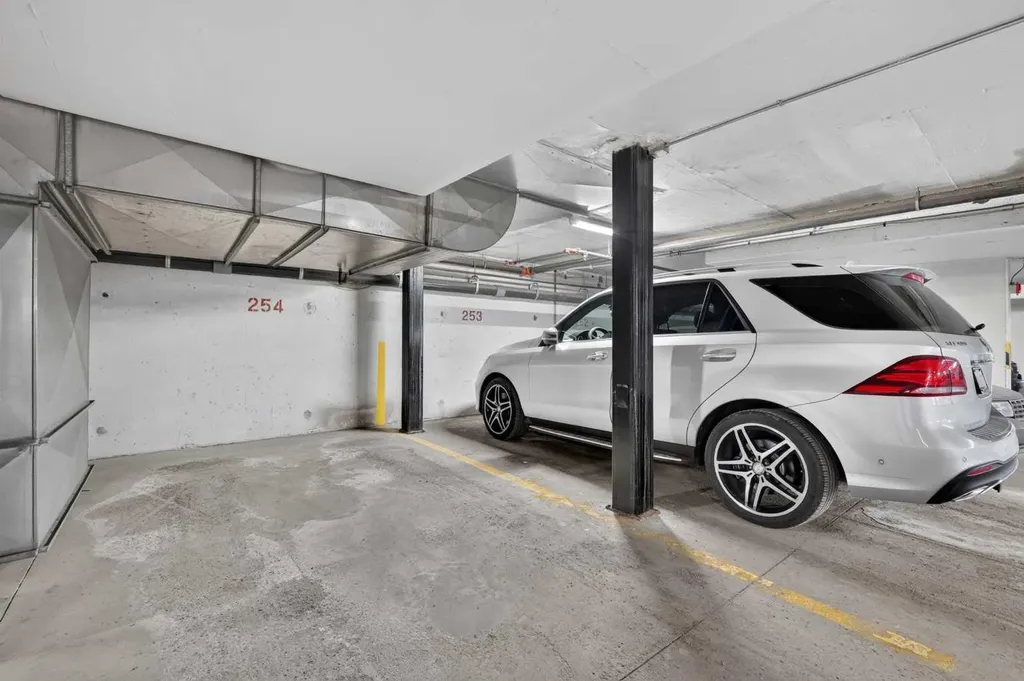 1507 Centre A Street NE Calgary AB T2E2Z8