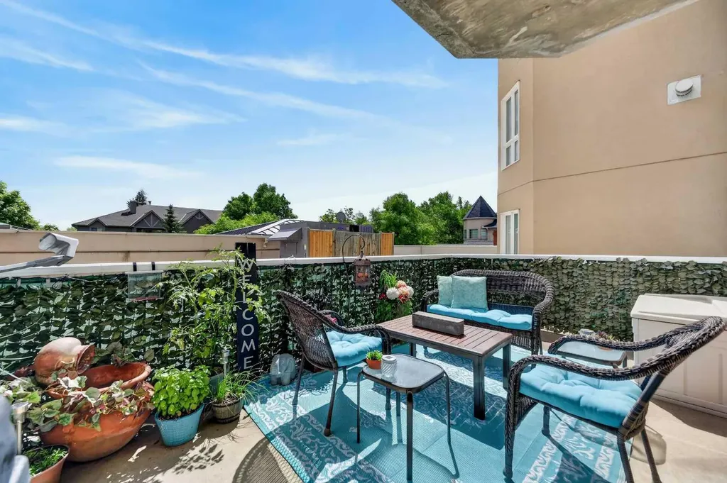 1507 Centre A Street NE Calgary AB T2E2Z8