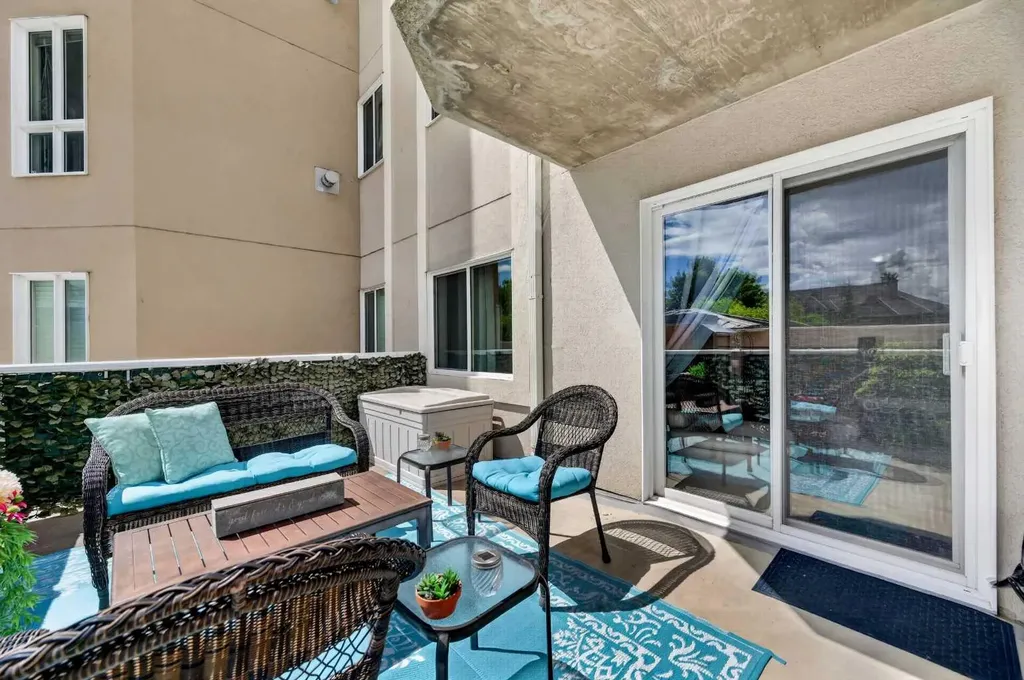 1507 Centre A Street NE Calgary AB T2E2Z8