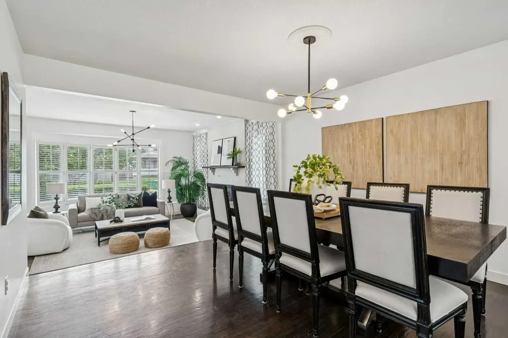 63 Hogarth Crescent SW Calgary AB T2V 3A8