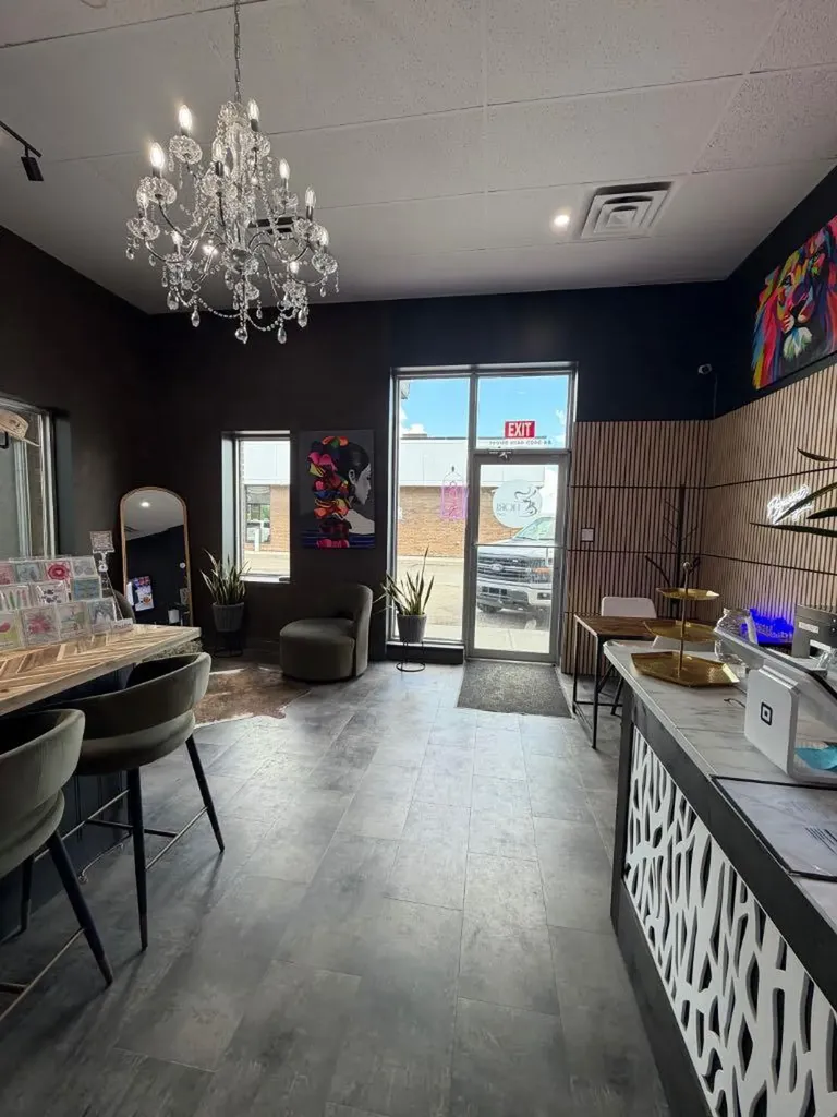 5405 44 Street Lloydminster AB T9V 0A9
