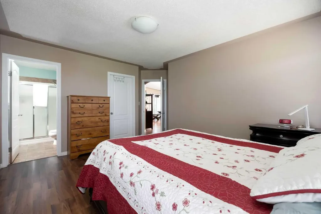 299 Pacific Crescent Fort Mcmurray AB T9K0G5