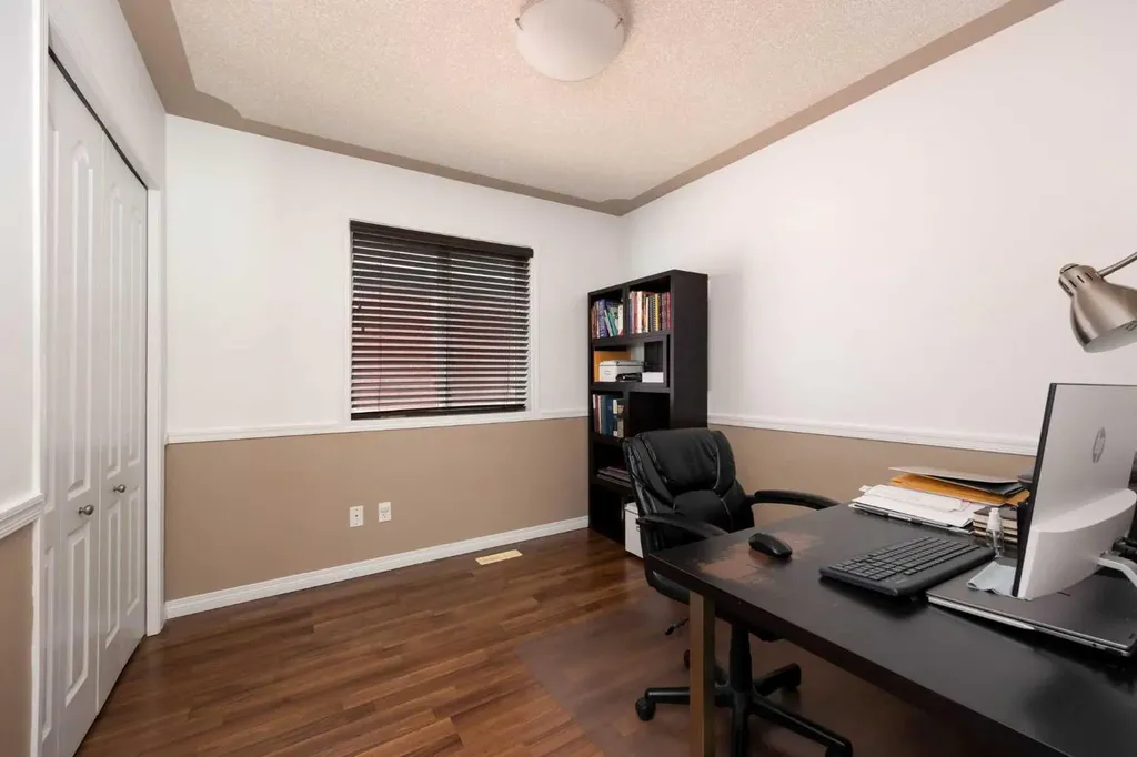 299 Pacific Crescent Fort Mcmurray AB T9K0G5