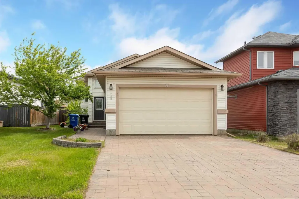 299 Pacific Crescent Fort Mcmurray AB T9K0G5