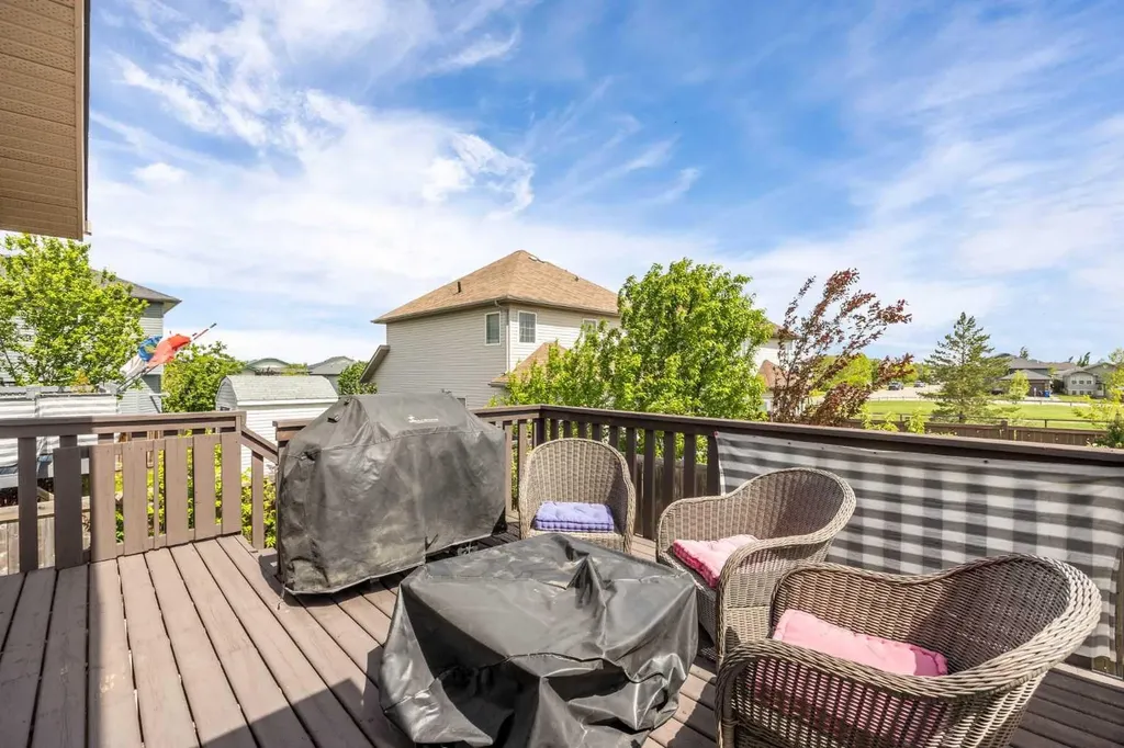 299 Pacific Crescent Fort Mcmurray AB T9K0G5