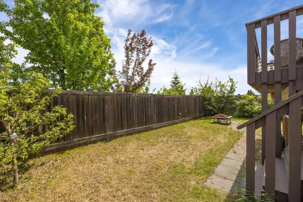 299 Pacific Crescent Fort Mcmurray AB T9K0G5
