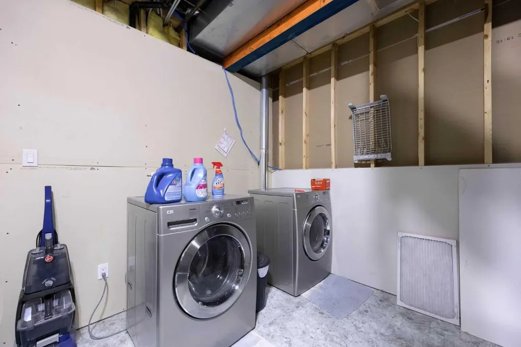 299 Pacific Crescent Fort Mcmurray AB T9K0G5