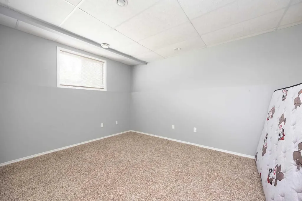 299 Pacific Crescent Fort Mcmurray AB T9K0G5