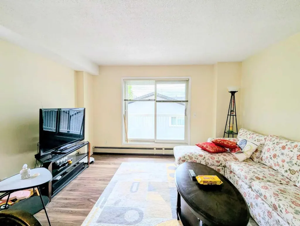 2211 29 Street SW Calgary AB T2E 2K1