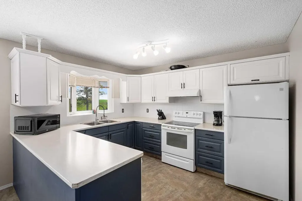 33025 Township Road 290 Rural Rocky View County AB T0M 0S0