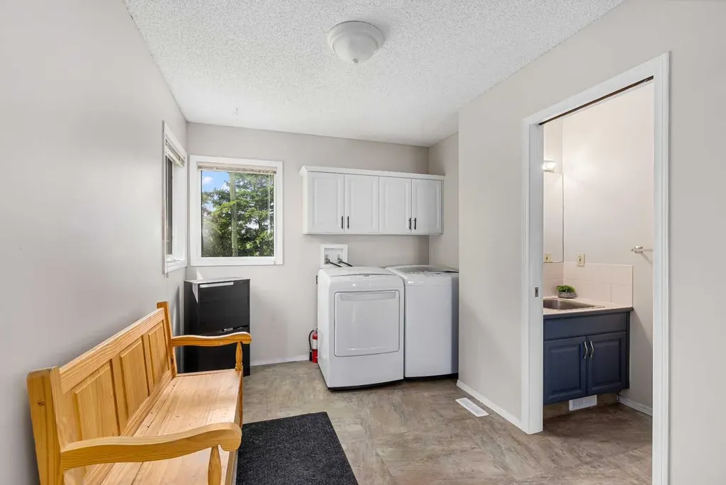 33025 Township Road 290 Rural Rocky View County AB T0M 0S0