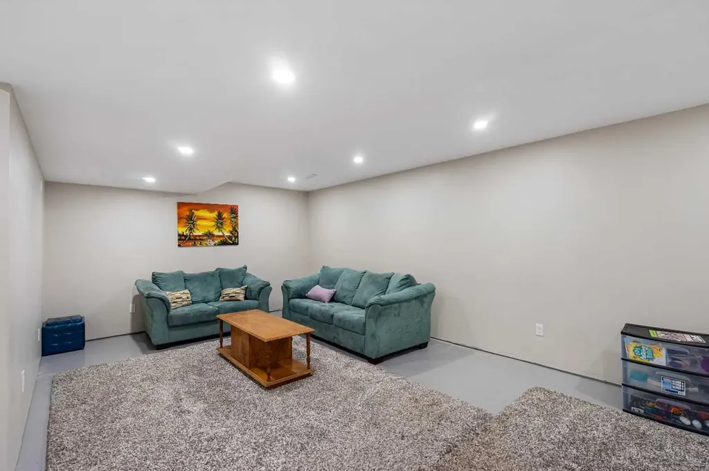 33025 Township Road 290 Rural Rocky View County AB T0M 0S0