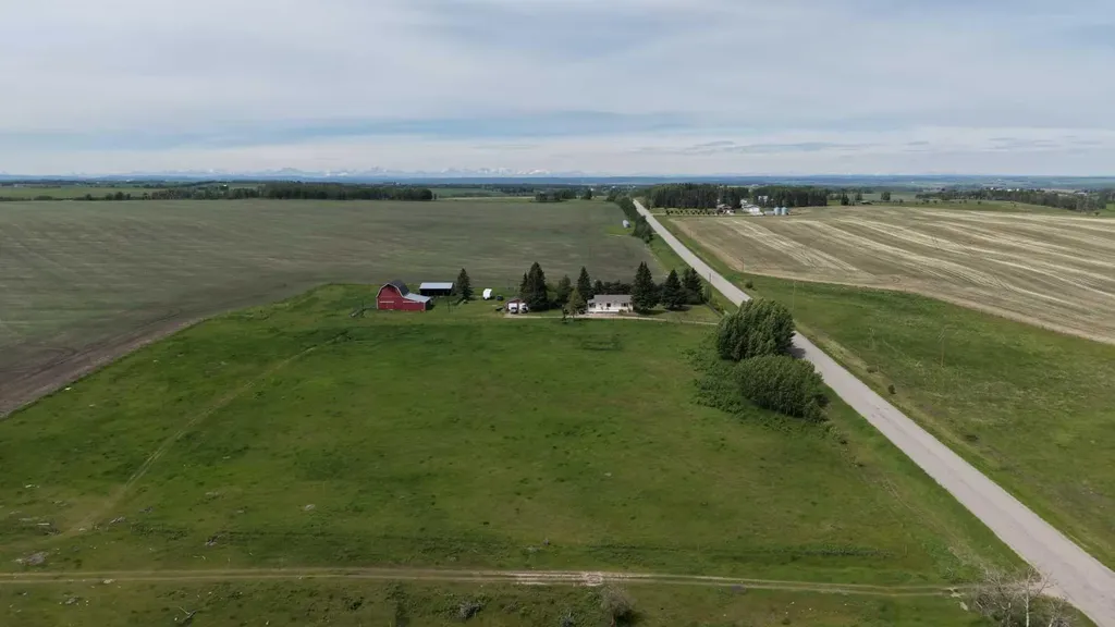 33025 Township Road 290 Rural Rocky View County AB T0M 0S0