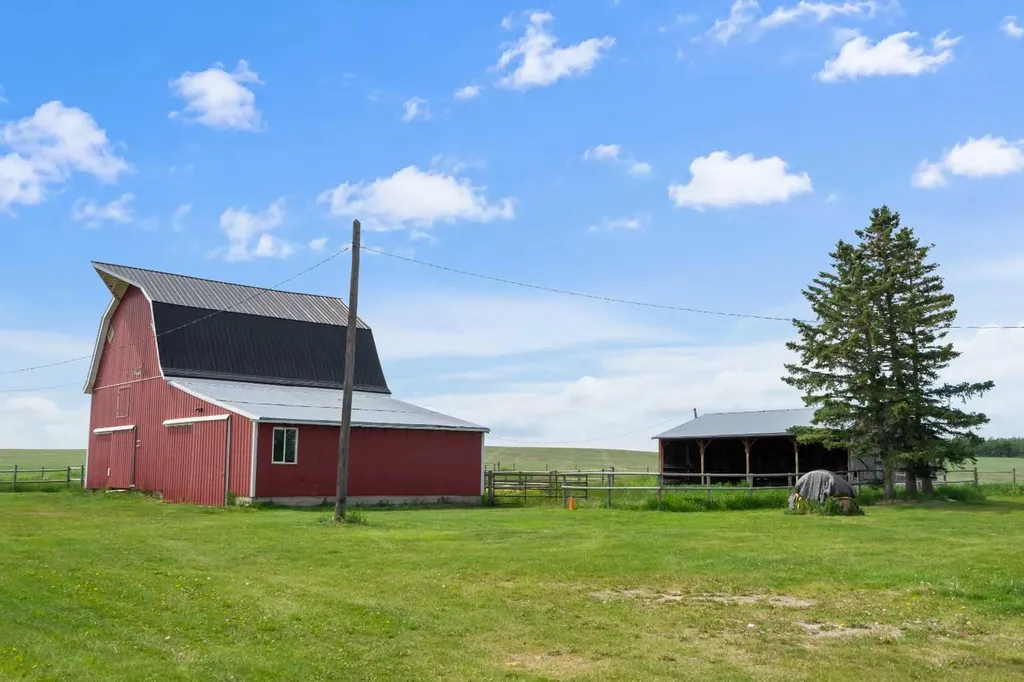 33025 Township Road 290 Rural Rocky View County AB T0M 0S0