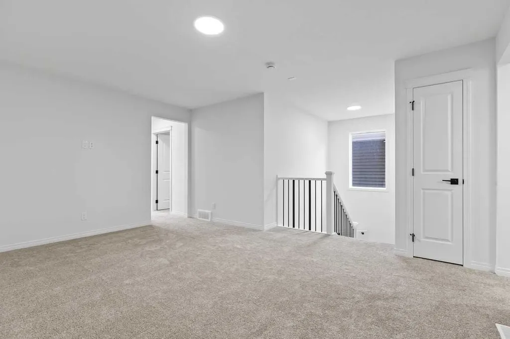 138 Corner Glen Square NE Calgary AB T3N 2S2