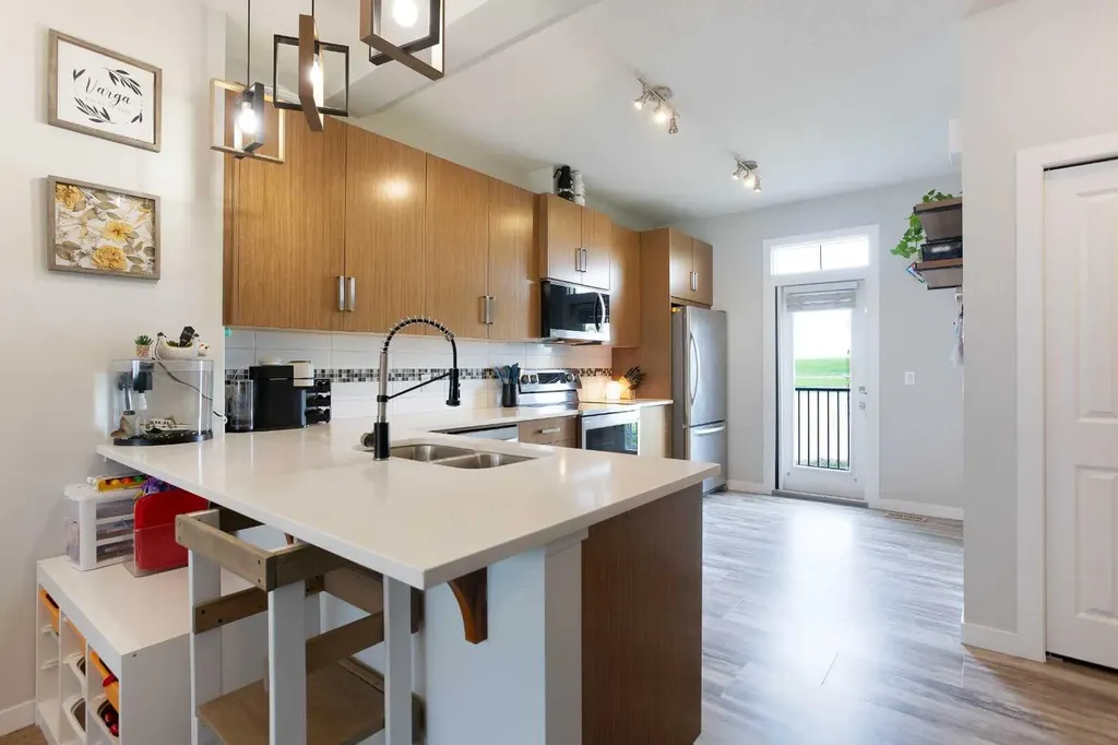 88 New Brighton Point SE Calgary AB T2Z 1B8