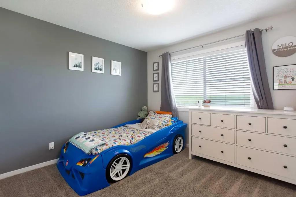 88 New Brighton Point SE Calgary AB T2Z 1B8
