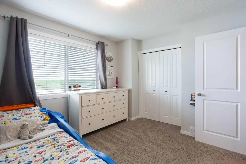 88 New Brighton Point SE Calgary AB T2Z 1B8