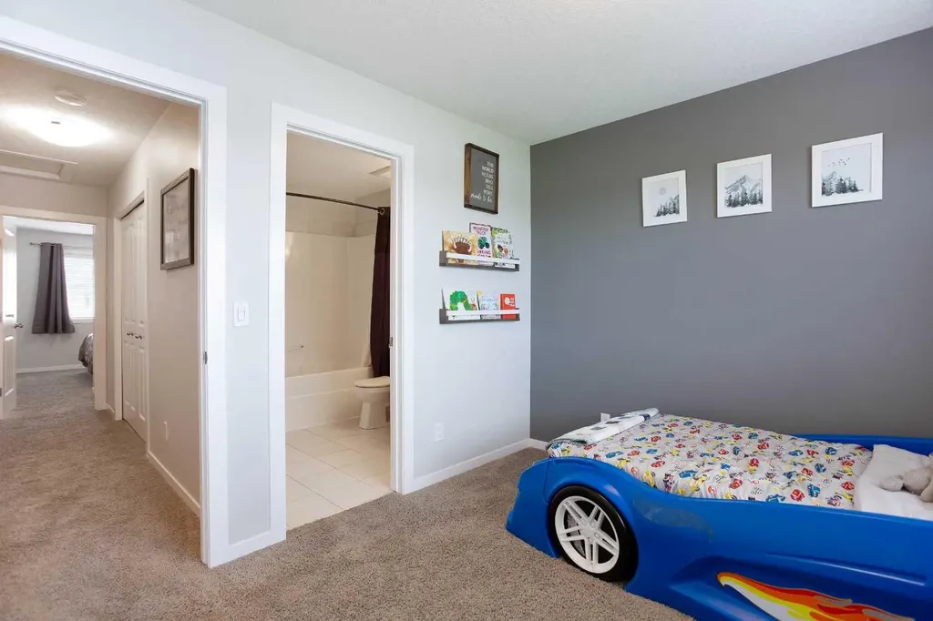 88 New Brighton Point SE Calgary AB T2Z 1B8
