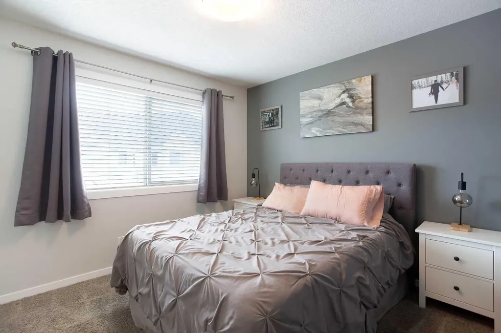 88 New Brighton Point SE Calgary AB T2Z 1B8