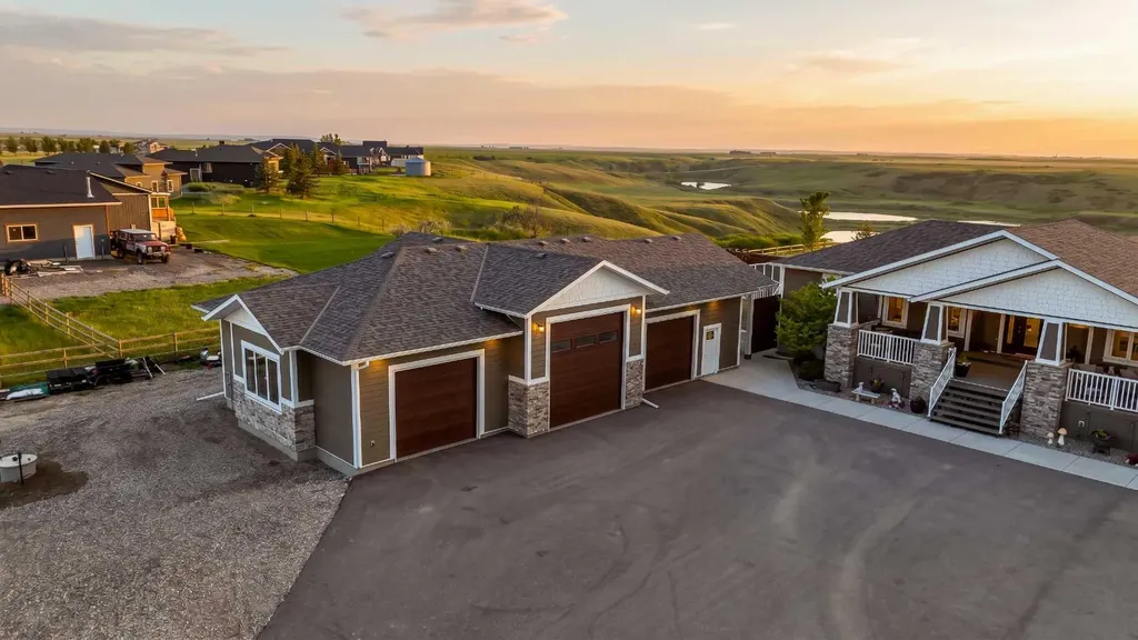 213026 Twp Road 70 Welling AB T0K 2N0