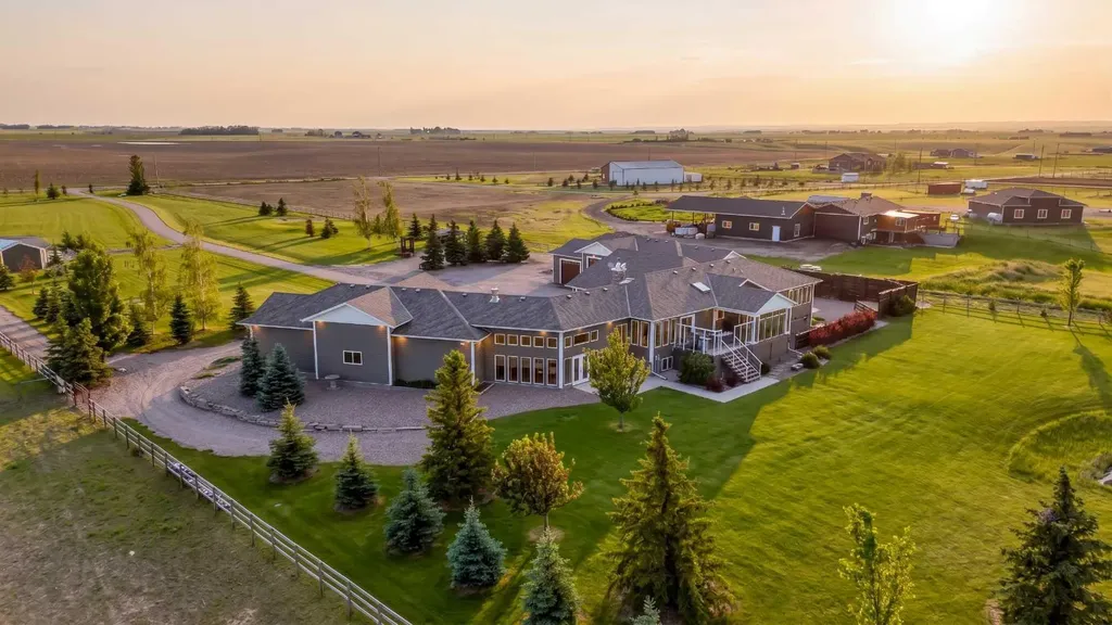 213026 Twp Road 70 Welling AB T0K 2N0