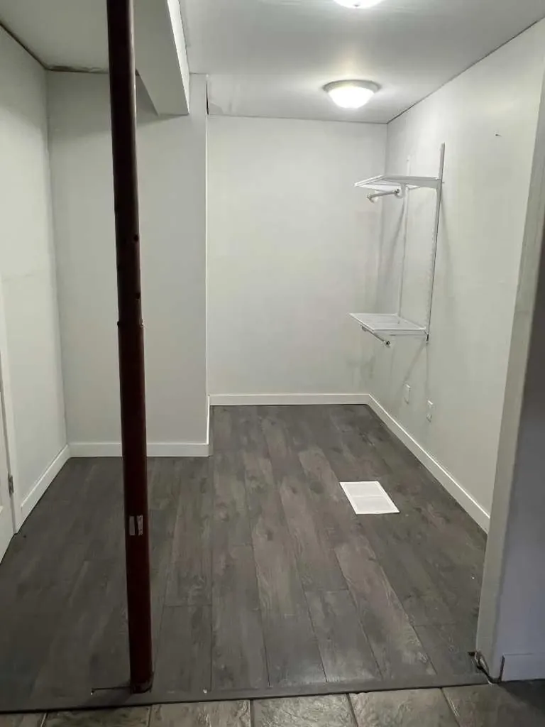 307 8 Avenue Fox Creek AB T0H 1P0