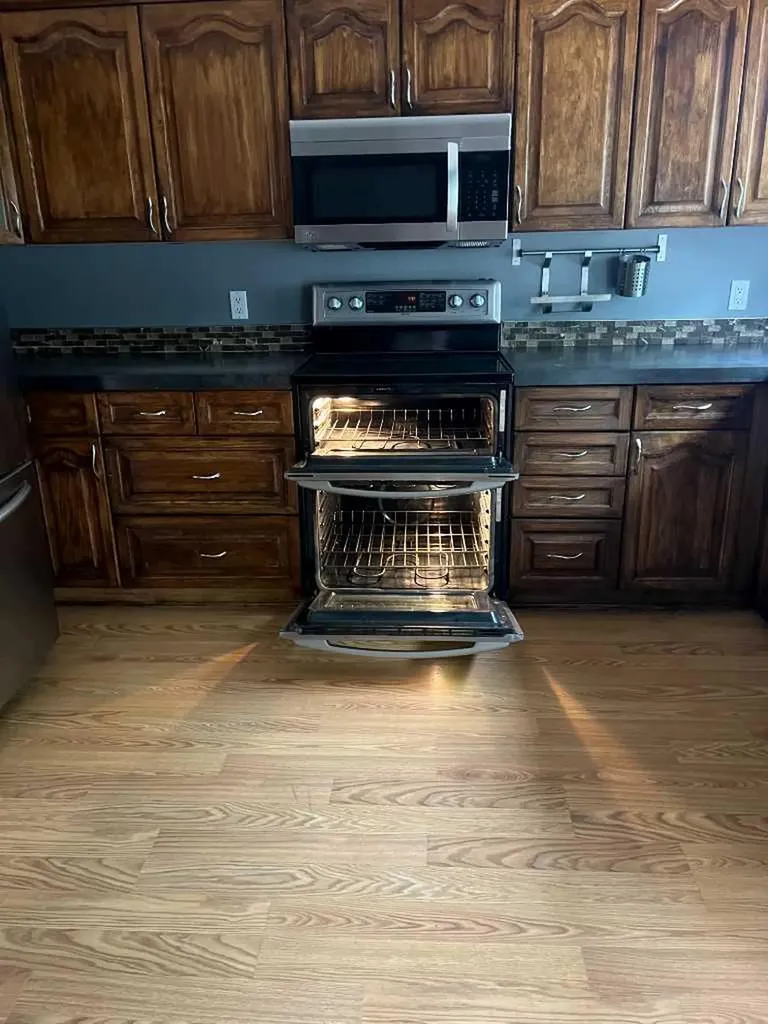307 8 Avenue Fox Creek AB T0H 1P0