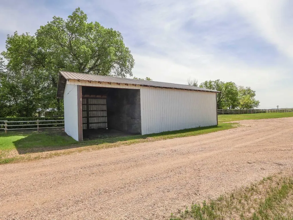 19508 Twp 40-4 Stettler AB T0C2L0