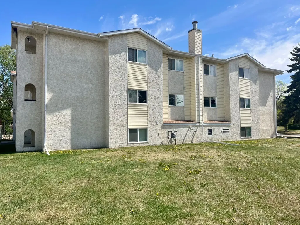 5502 58a Street Red Deer AB T4N2N3