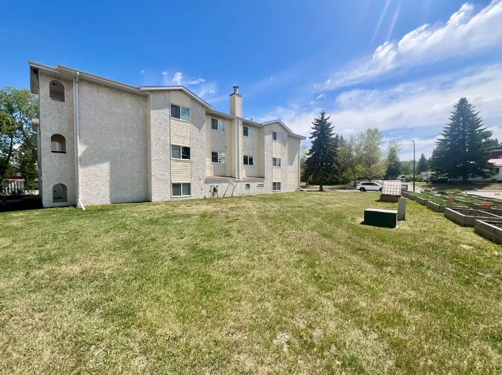5502 58a Street Red Deer AB T4N2N3