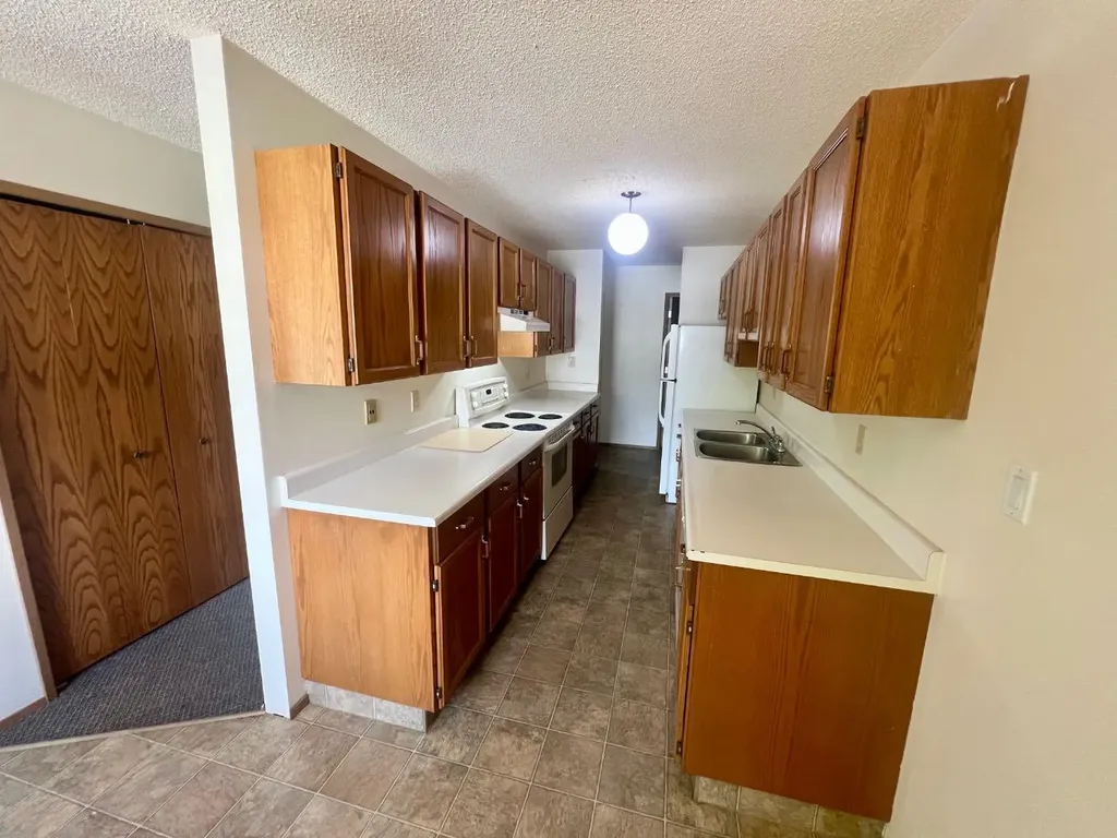5502 58a Street Red Deer AB T4N2N3