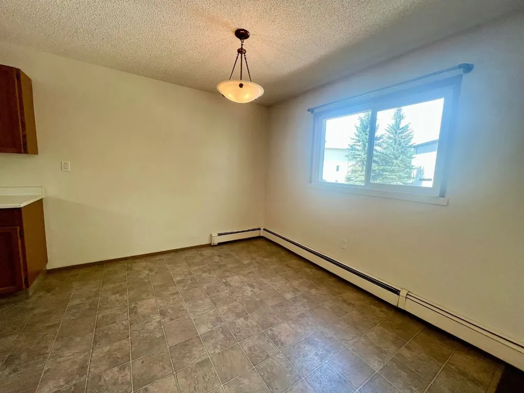 5502 58a Street Red Deer AB T4N2N3