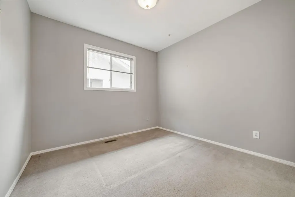 260 Red Crow Boulevard W Lethbridge AB T1K 7B6