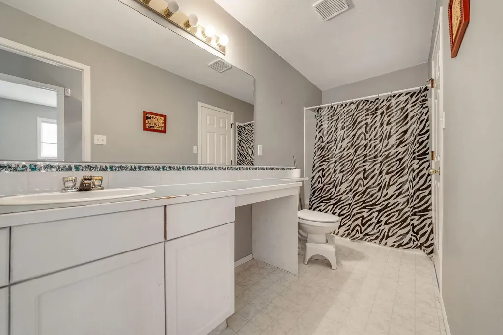 260 Red Crow Boulevard W Lethbridge AB T1K 7B6