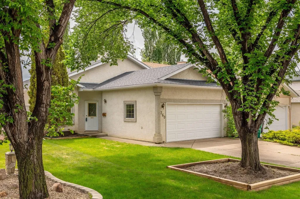260 Red Crow Boulevard W Lethbridge AB T1K 7B6