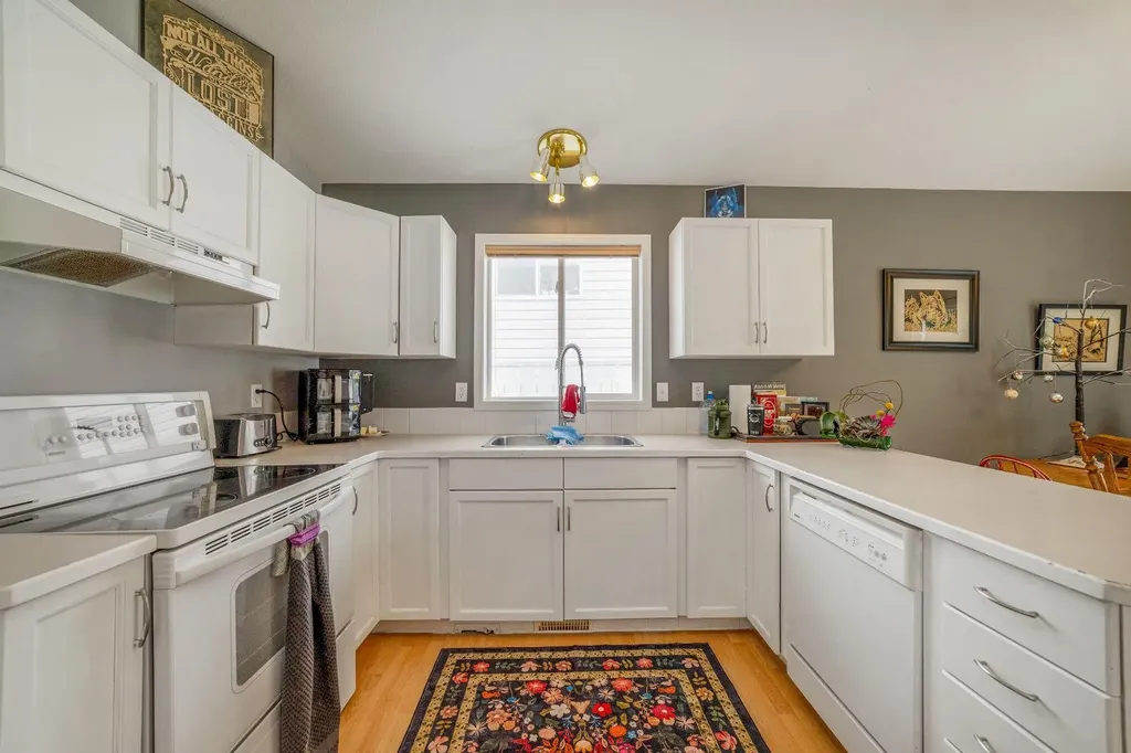 260 Red Crow Boulevard W Lethbridge AB T1K 7B6