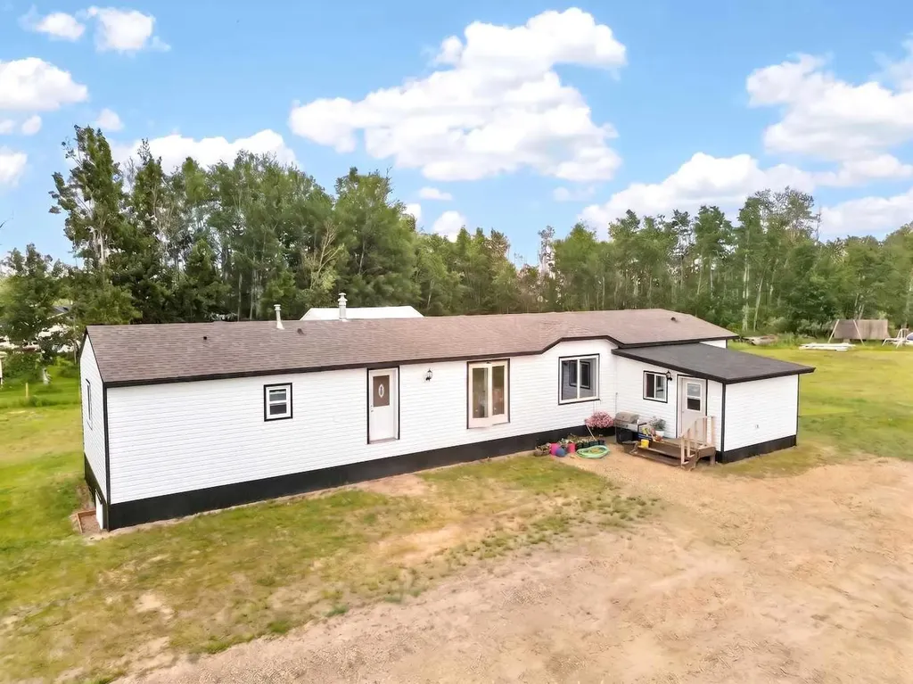 223 Sunset Drive Rural Mackenzie County AB T0H2H0