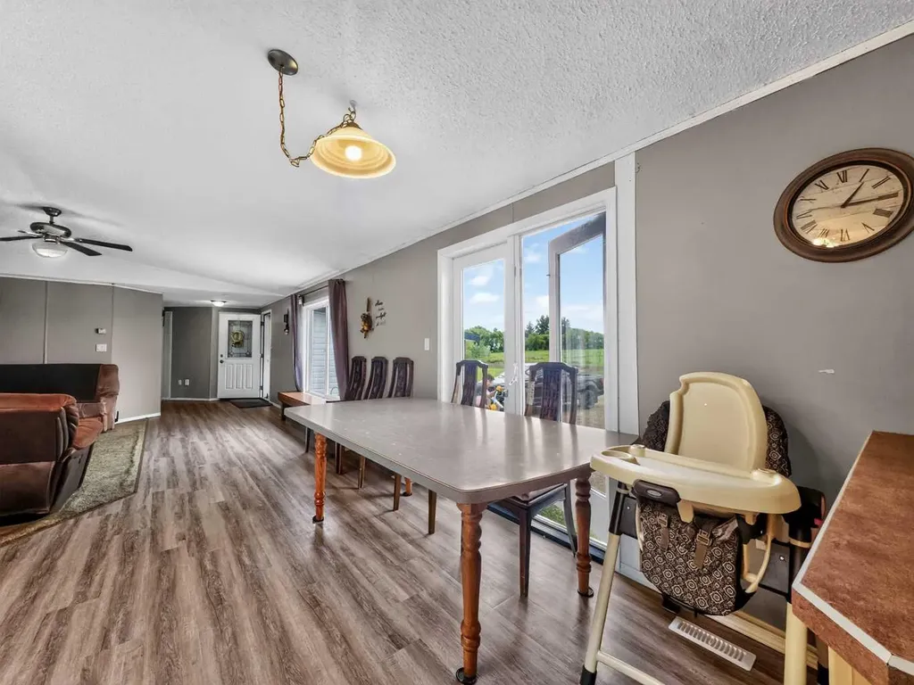 223 Sunset Drive Rural Mackenzie County AB T0H2H0