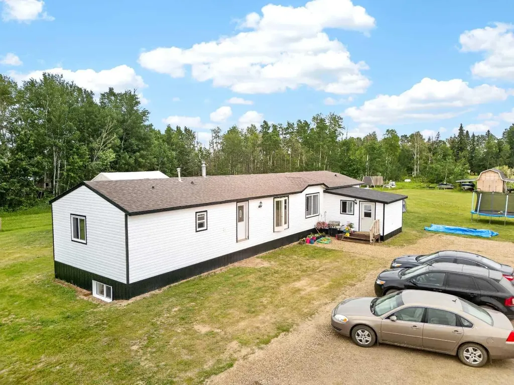 223 Sunset Drive Rural Mackenzie County AB T0H2H0