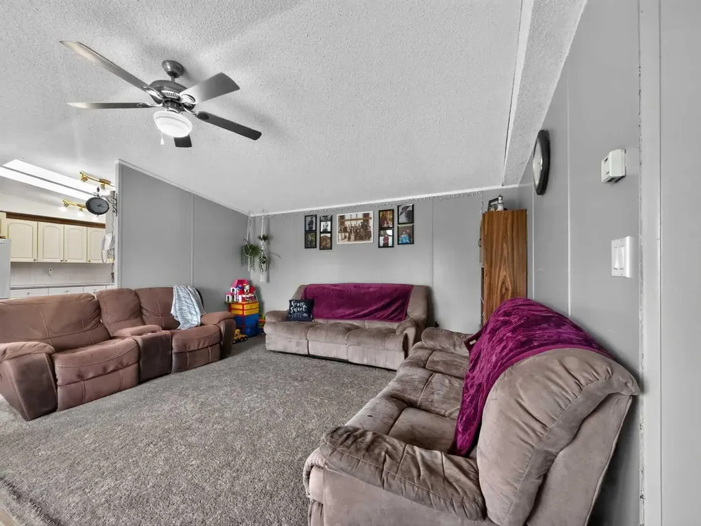 223 Sunset Drive Rural Mackenzie County AB T0H2H0
