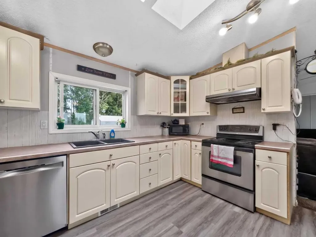 223 Sunset Drive Rural Mackenzie County AB T0H2H0