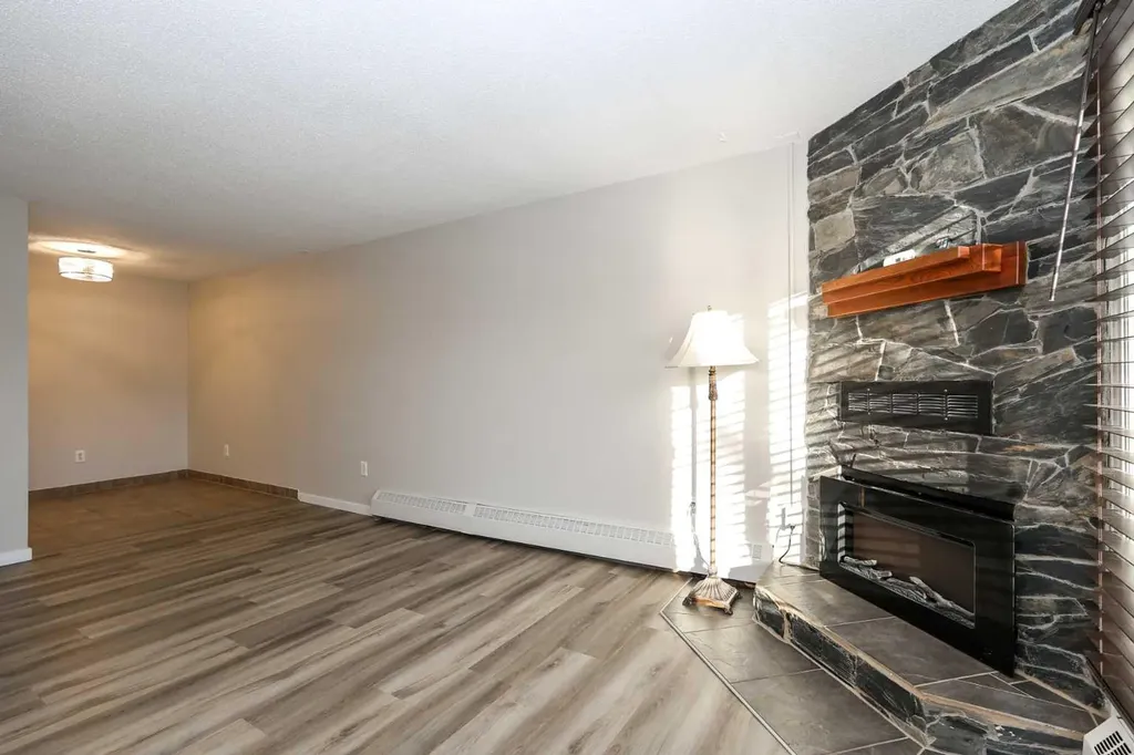 71 Cosgrove Crescent Red Deer AB T4P 2Z6