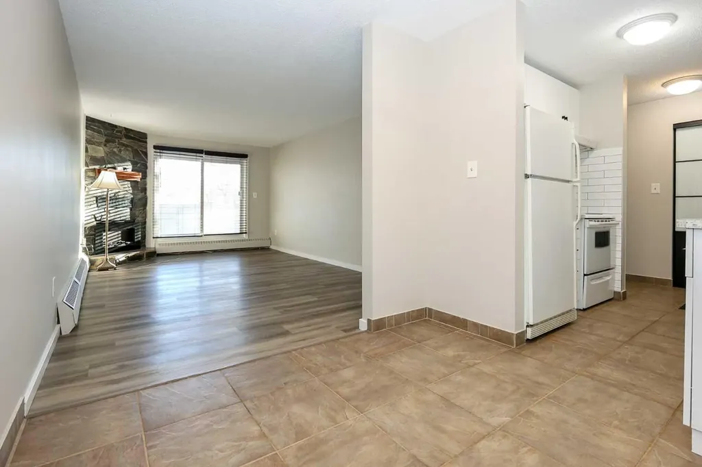 71 Cosgrove Crescent Red Deer AB T4P 2Z6